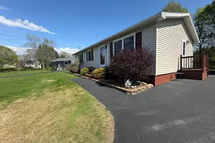 70 Lombard St, Presque Isle, ME 04769 - Photo 4