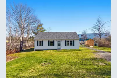 15 W Hill Terrace, Gardiner, ME 04345 - Photo 2