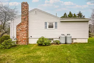 31 Vernon Rd, Cape Elizabeth, ME 04107 - Photo 12