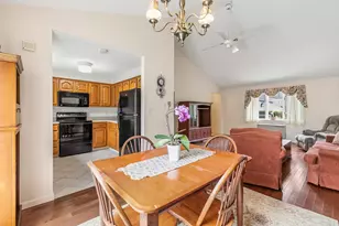 13 Colonial Way, Auburn, ME 04210 - Photo 6