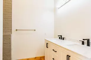 740 Pinnacle Rd, Liberty, ME 04949 - Photo 22
