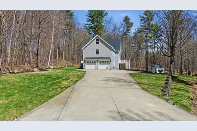 43 Hoyt Drive, Monmouth, ME 04259 - Photo 2