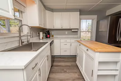 947 W Main Street, Dover Foxcroft, ME 04426 - Photo 18