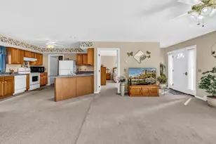 692 River Rd, Greene, ME 04236 - Photo 6