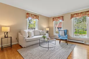 15 Coachlight Ln, Portland, ME 04102 - Photo 6