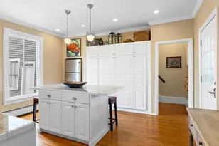 34 Mechanic St, Rockland, ME 04841 - Photo 10