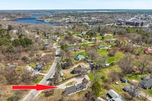 48 Winter St, Topsham, ME 04086 - Photo 2