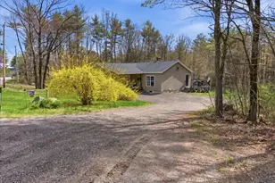 244 Back St, Monmouth, ME 04265 - Photo 1
