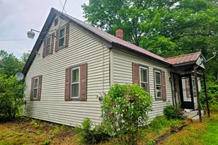705 Plains Rd, Mount Vernon, ME 04352 - Photo 8