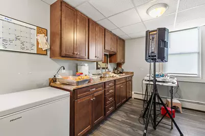 174 Bartlett Street, Lewiston, ME 04240 - Photo 28
