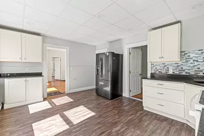 174 Bartlett Street, Lewiston, ME 04240 - Photo 18