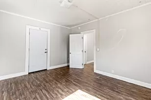 174 Bartlett St, Lewiston, ME 04240 - Photo 16