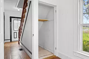 149 Pleasant St, Rockland, ME 04841 - Photo 12