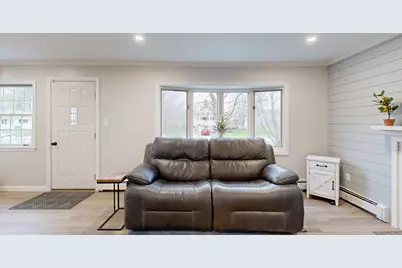 10 Riley Street, Lewiston, ME 04240 - Photo 12
