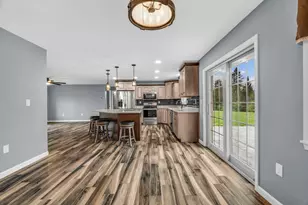 290 White Point Estates Rd, Lincoln, ME 04457 - Photo 8