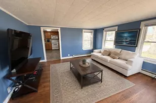402 Roosevelt Trail, Windham, ME 04062 - Photo 4