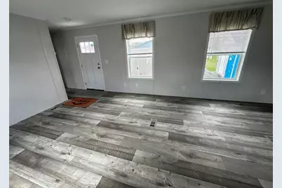 19 Bartlett Street, Fairfield, ME 04937 - Photo 12