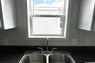 19 Bartlett St, Fairfield, ME 04937 - Photo 10