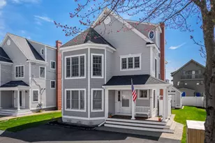 158 S Tibbetts Ave, Wells, ME 04090 - Photo 1