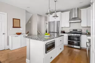 158 S Tibbetts Ave, Wells, ME 04090 - Photo 12
