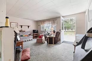 392 Elm St, Mechanic Falls, ME 04256 - Photo 12