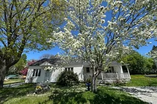 58 Fair St, Lewiston, ME 04240 - Photo 1