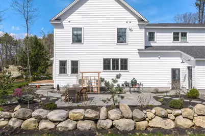 46 Cortland Court, Cumberland, ME 04021 - Photo 2