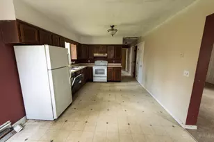 329 Log Cabin Rd, Arundel, ME 04046 - Photo 14