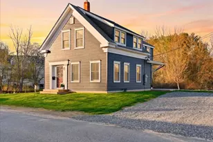 15 Lincoln St, Richmond, ME 04357 - Photo 1