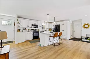 816 Riverside Dr, Augusta, ME 04330 - Photo 12
