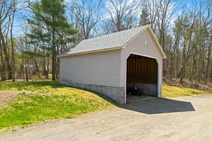 816 Riverside Dr, Augusta, ME 04330 - Photo 10
