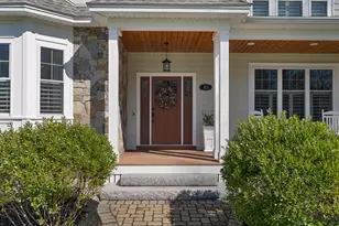 45 Old Farm Ln, Eliot, ME 03903 - Photo 2