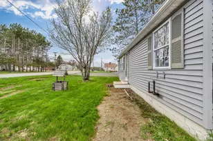 3237 Broadway, Glenburn, ME 04401 - Photo 40