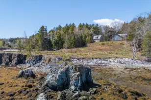 391 Main Rd, Islesboro, ME 04848 - Photo 12