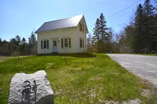 31 Cross Rd, Hancock, ME 04640 - Photo 1