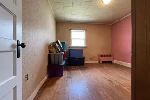 25 Elm St, Houlton, ME 04730 - Photo 32