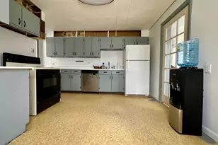 25 Elm St, Houlton, ME 04730 - Photo 20