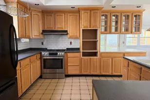 275 Essex St, Bangor, ME 04401 - Photo 6