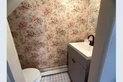 275 Essex Street, Bangor, ME 04401 - Photo 16