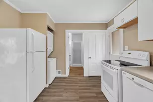 25 Pendleton St, Brewer, ME 04412 - Photo 4