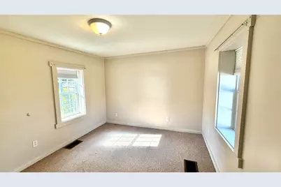 9 Lancaster Avenue, Guilford, ME 04443 - Photo 16