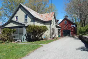 21 Crescent St, Norway, ME 04268 - Photo 2
