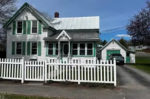 42 E Leavitt St, Skowhegan, ME 04976 - Photo 1