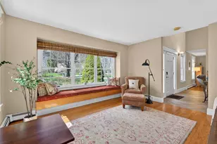82 Hunts Point Rd, Cape Elizabeth, ME 04107 - Photo 10