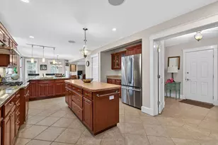82 Hunts Point Rd, Cape Elizabeth, ME 04107 - Photo 14