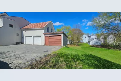 132 Clinton Avenue, Winslow, ME 04901 - Photo 2