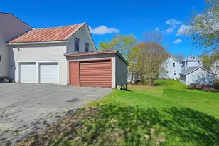 132 Clinton Ave, Winslow, ME 04901 - Photo 2