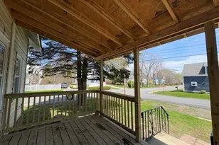 80 Pleasant St, Rockland, ME 04841 - Photo 2