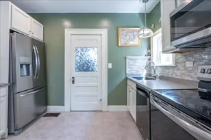 15 Berkley St, Rockland, ME 04841 - Photo 10