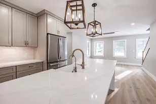 21 Fairway Commons Dr, Gorham, ME 04038 - Photo 8